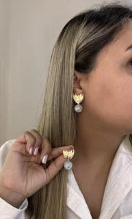 گوشواره دم وال طلایی و مروارید