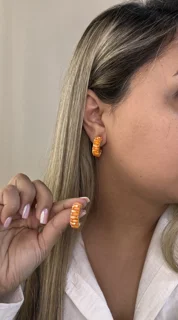 گوشواره  نیم حلقه ای کوارتز فشن